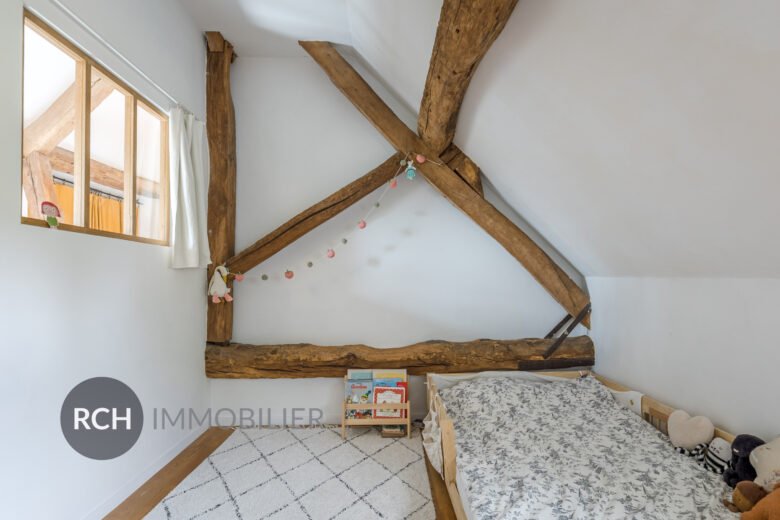 Photos du bien : Bazainville – Maison ancienne en pierre avec piscine chauffée dans un environnement privilégié