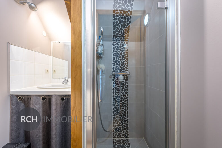 Photos du bien : Exclusivité – Gambais Centre – Très jolie maison « Serge Gautier » nichée sur un beau terrain arboré