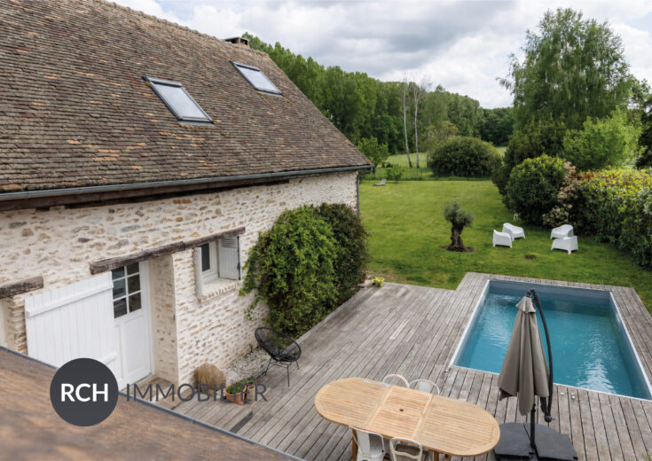 Photos du bien : Bazainville – Maison ancienne en pierre avec piscine chauffée dans un environnement privilégié