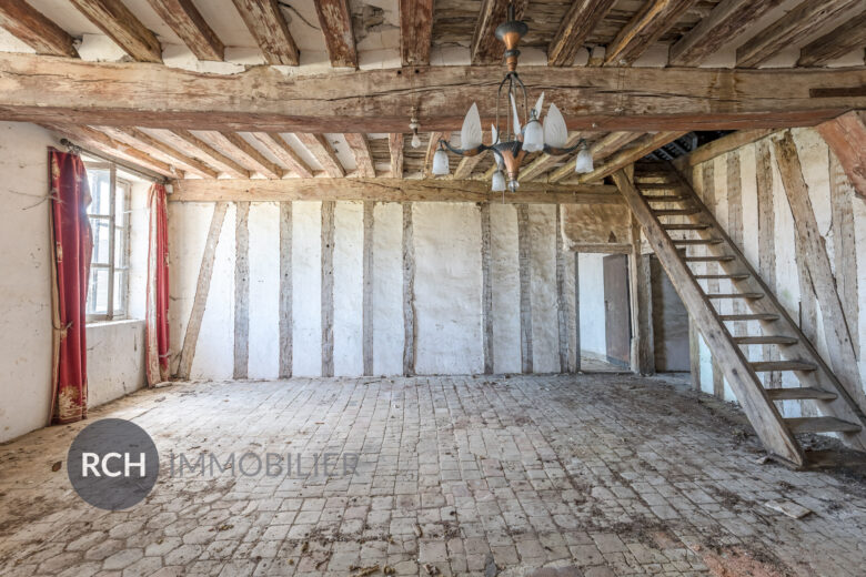 Photos du bien : Exclusivité – Garancières – Maison en pierre à personnaliser avec joli jardin arboré