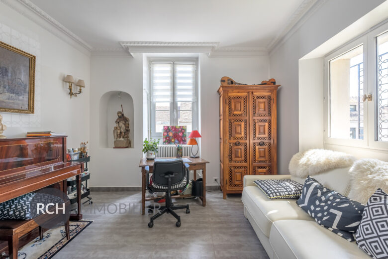 Photos du bien : Montfort-l’Amaury – Maison familiale avec appartement indépendant située dans le centre ville
