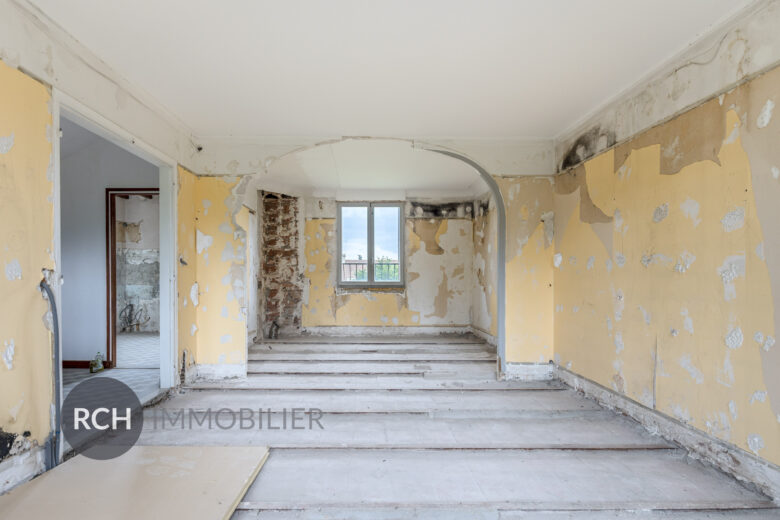 Photos du bien : Montfort-l’Amaury – Maison pleine de charme à rénover