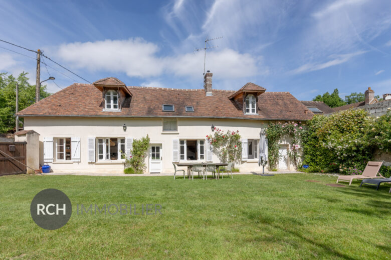 Photos du bien : Adainville – Charmante maison ancienne avec dépendance en coeur de forêt
