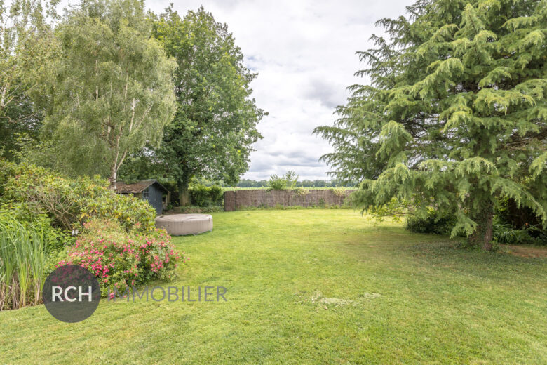 Photos du bien : Exclusivité – Location – Montfort-l’Amaury – Charmante maison familiale parfaitement rénovée dans un environnement calme