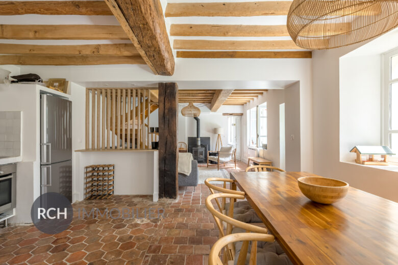 Photos du bien : Adainville – Charmante maison ancienne avec dépendance en coeur de forêt