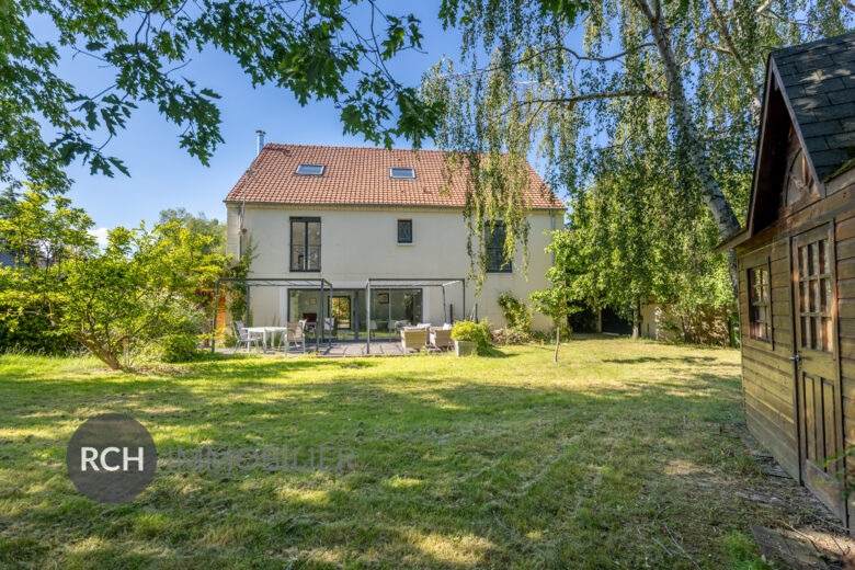 Photos du bien : Exclusivité – Location – Méré – Grande maison familiale au calme