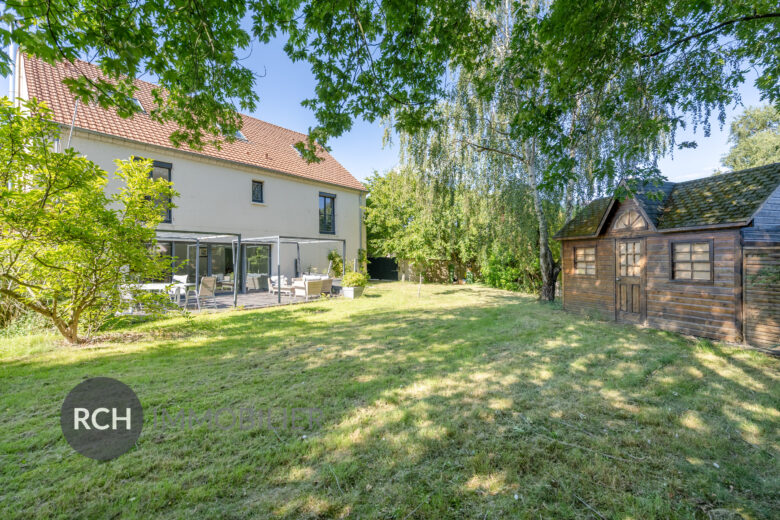 Photos du bien : Exclusivité – Location – Méré – Grande maison familiale au calme
