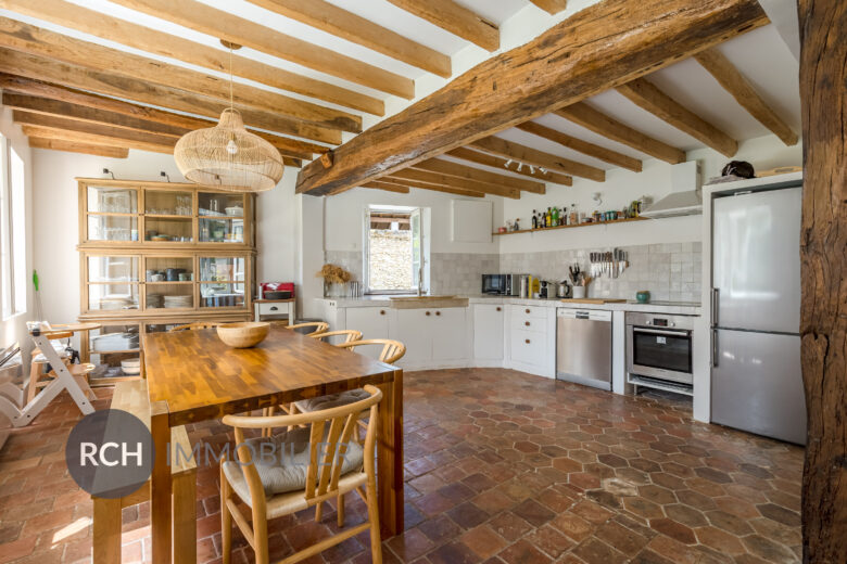 Photos du bien : Adainville – Charmante maison ancienne avec dépendance en coeur de forêt