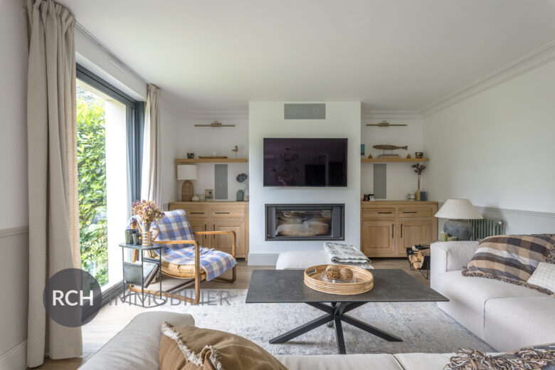 Photos du bien : Exclusivité – Location – Montfort-l’Amaury – Charmante maison familiale parfaitement rénovée dans un environnement calme