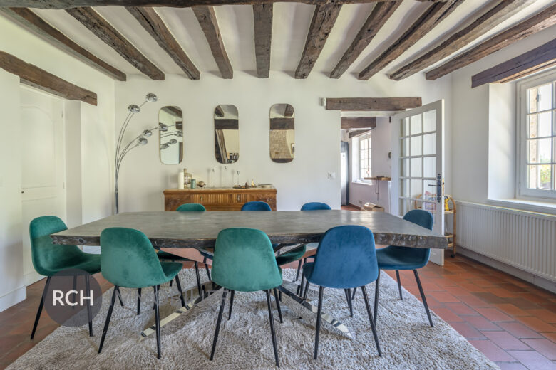 Photos du bien : Richebourg – Charmante maison ancienne avec maison d&rsquo;amis et piscine