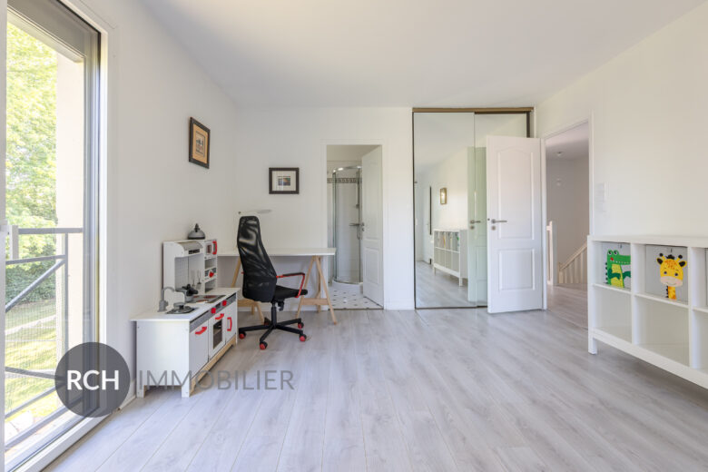 Photos du bien : Exclusivité – Location – Méré – Grande maison familiale au calme