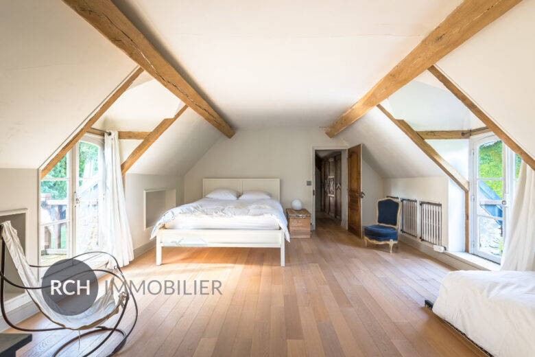Photos du bien : Béhoust – Propriété ancienne en pierre sur un beau terrain arboré