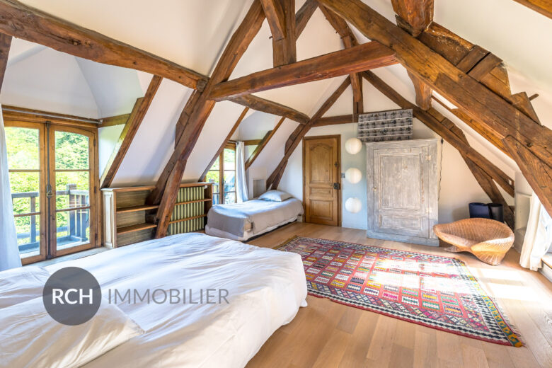Photos du bien : Béhoust – Propriété ancienne en pierre sur un beau terrain arboré