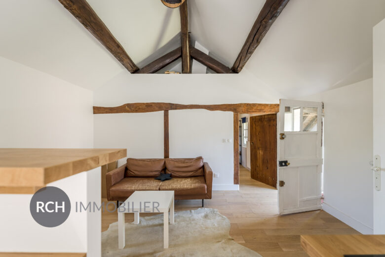Photos du bien : Richebourg – Charmante maison ancienne avec maison d&rsquo;amis et piscine