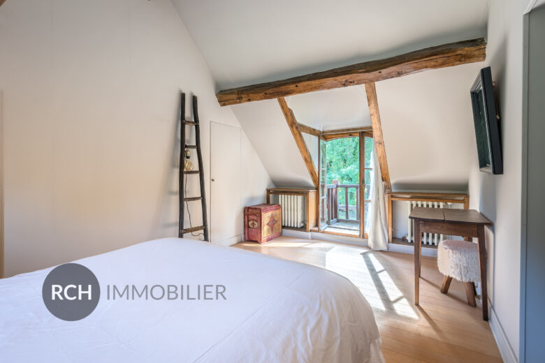 Photos du bien : Béhoust – Propriété ancienne en pierre sur un beau terrain arboré