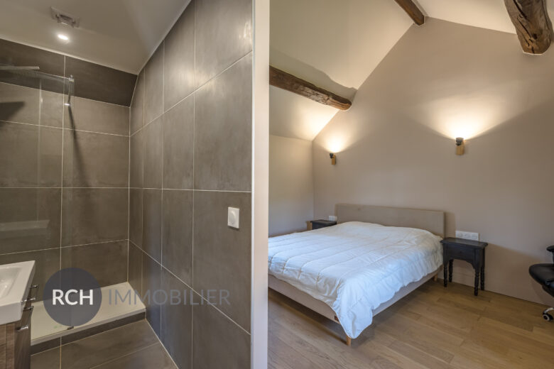 Photos du bien : Richebourg – Charmante maison ancienne avec maison d&rsquo;amis et piscine