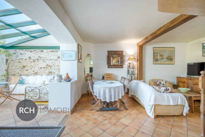 Photos du bien : Garancières – Charmante maison ancienne en centre village