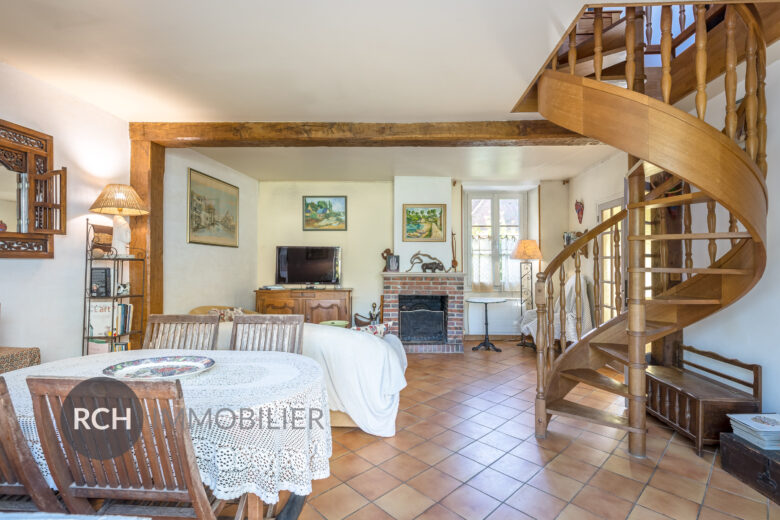 Photos du bien : Garancières – Charmante maison ancienne en centre village