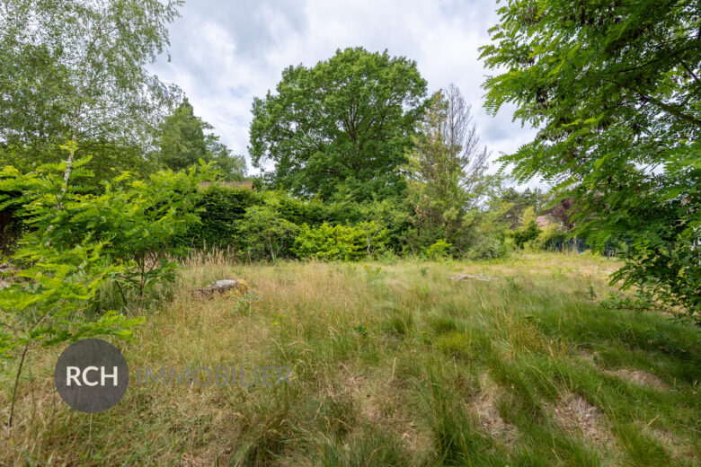 Photos du bien : Saint Léger en Yvelines – Seul Mandataire – Joli terrain plat de 820m2