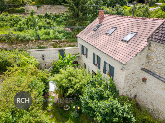 Photos du bien : Oinville-sur-Montcient – Maison ancienne entièrement restaurée