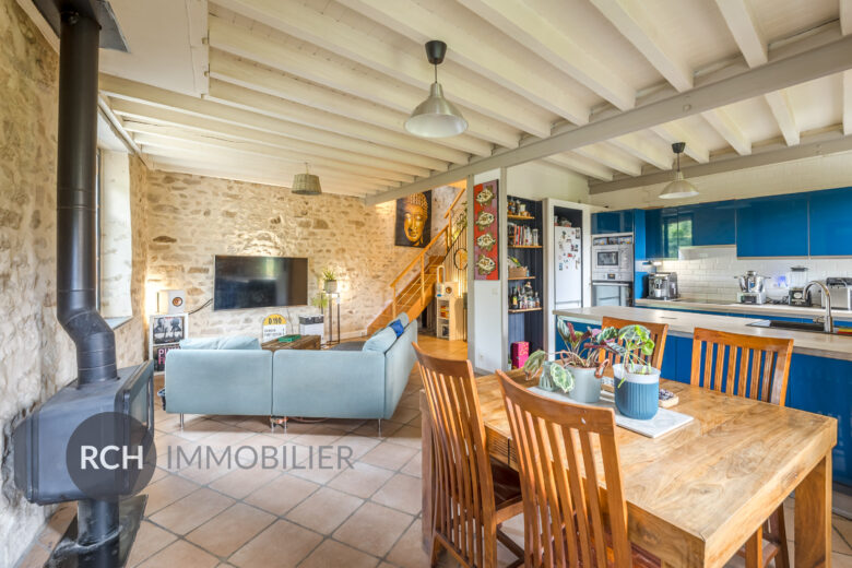 Photos du bien : Oinville-sur-Montcient – Maison ancienne entièrement restaurée