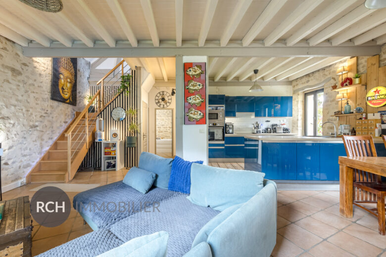 Photos du bien : Oinville-sur-Montcient – Maison ancienne entièrement restaurée