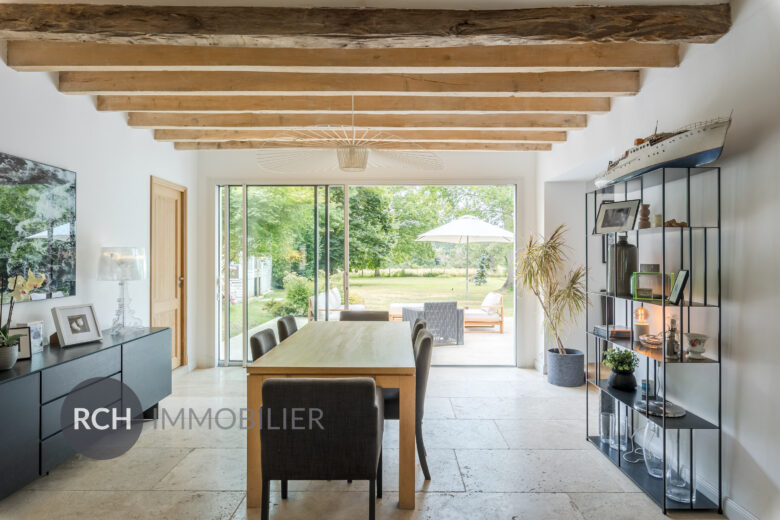 Photos du bien : Orgerus – Belle maison ancienne rénovée avec des matériaux de qualité