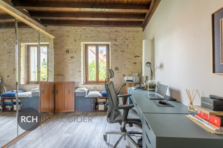 Photos du bien : Oinville-sur-Montcient – Maison ancienne entièrement restaurée