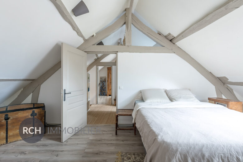 Photos du bien : Oinville-sur-Montcient – Maison ancienne entièrement restaurée
