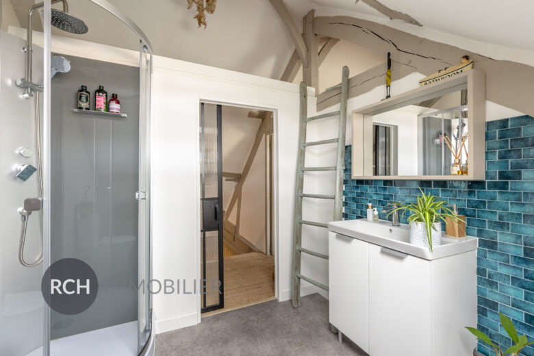 Photos du bien : Oinville-sur-Montcient – Maison ancienne entièrement restaurée