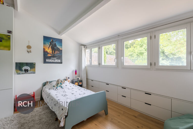 Photos du bien : Orgerus – Belle maison ancienne rénovée avec des matériaux de qualité