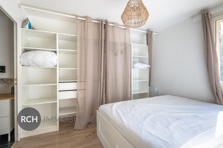 Photos du bien : Exclusivité – Saint-Germain-de-la-Grange – Appartement deux pièces clef en main entièrement rénové