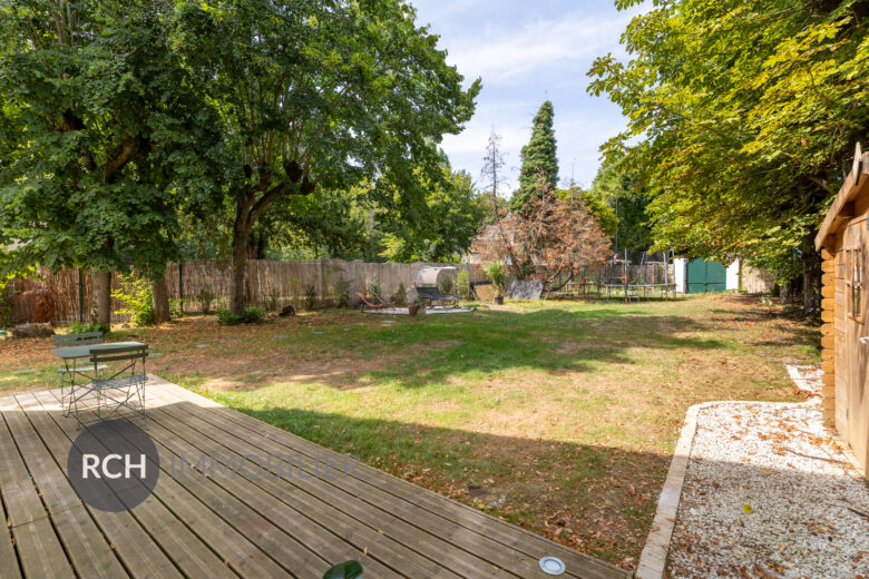 Photos du bien : Exclusivité – Montfort-l’Amaury – Belle maison de standing meublée proche de toutes commodités