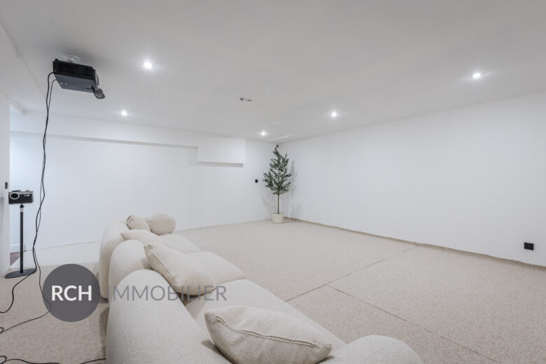 Photos du bien : Exclusivité – Montfort-l’Amaury – Belle maison de standing meublée proche de toutes commodités