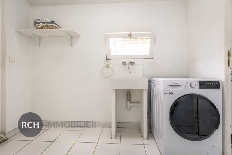 Photos du bien : Le Mesnil-Simon – Charmante maison familiale en pierre avec dépendances