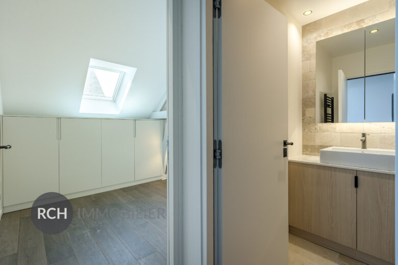 Photos du bien : Montfort-l&rsquo;Amaury – Maison lumineuse entièrement revisitée avec une belle qualité de rénovation