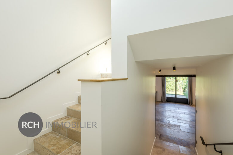 Photos du bien : Montfort-l&rsquo;Amaury – Maison lumineuse entièrement revisitée avec une belle qualité de rénovation