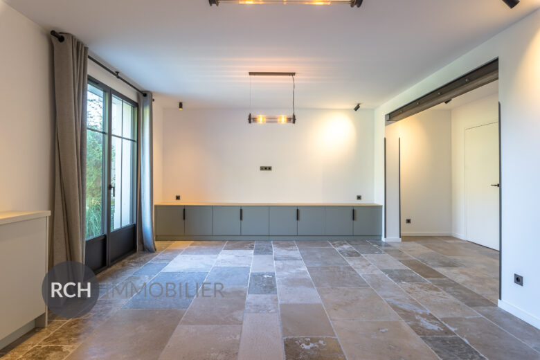 Photos du bien : Montfort-l&rsquo;Amaury – Maison lumineuse entièrement revisitée avec une belle qualité de rénovation