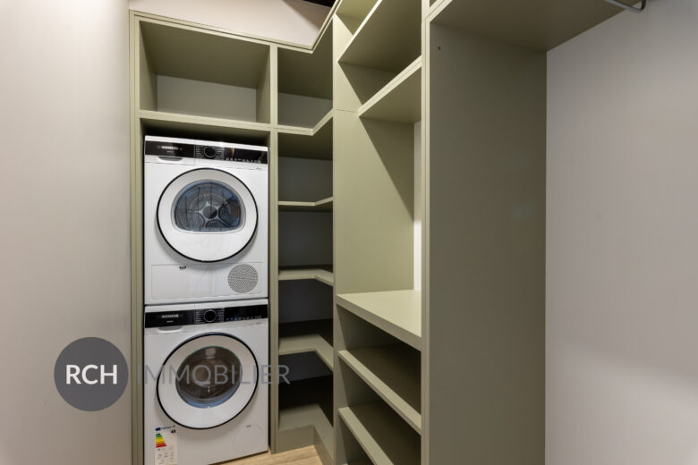Photos du bien : Montfort-l&rsquo;Amaury – Loft entièrement aménagé avec goût