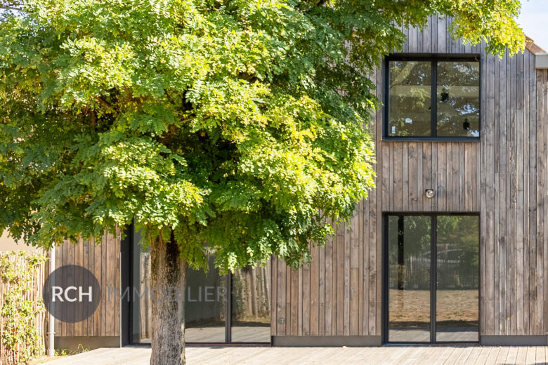 Photos du bien : Montfort-l&rsquo;Amaury – Loft contemporain avec un vrai potentiel d&rsquo;agrandissement et d&rsquo;aménagement