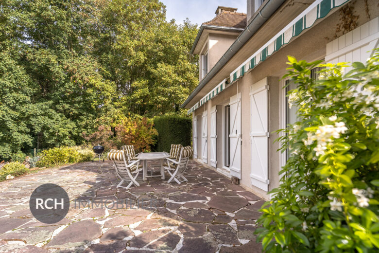 Photos du bien : Exclusivité – Rosay – Charmante Maison au calme avec vue dégagée