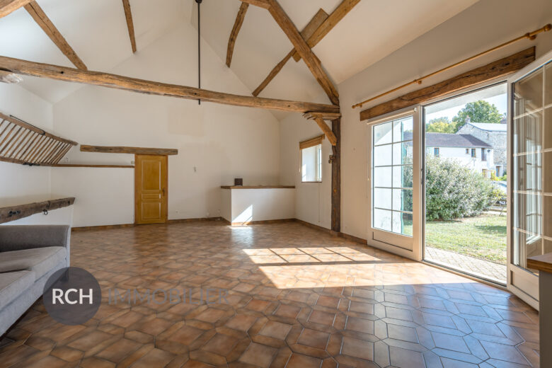 Photos du bien : Garancières – Jolie petite maison ancienne dans un beau corps de ferme