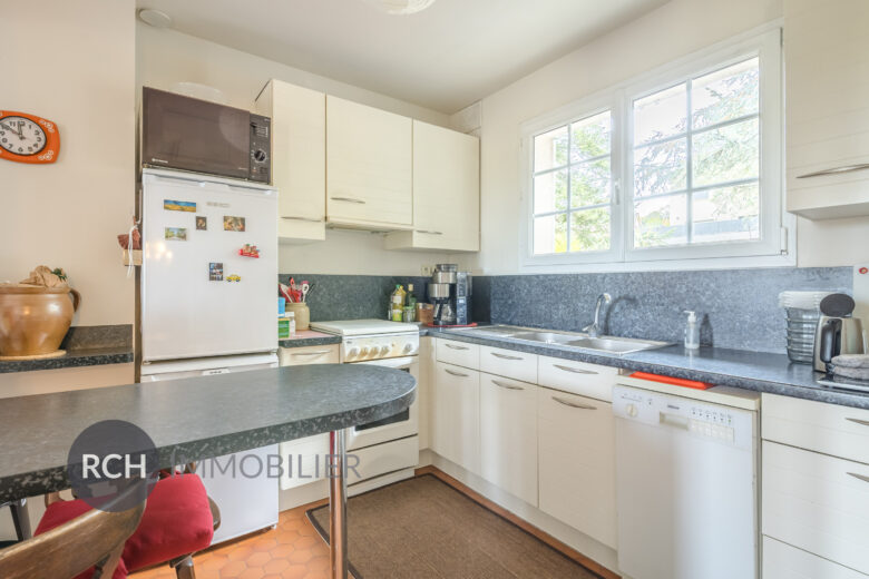 Photos du bien : Exclusivité – Rosay – Charmante Maison au calme avec vue dégagée