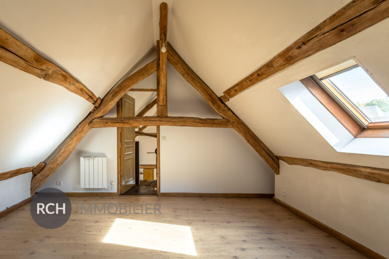Photos du bien : Garancières – Jolie petite maison ancienne dans un beau corps de ferme
