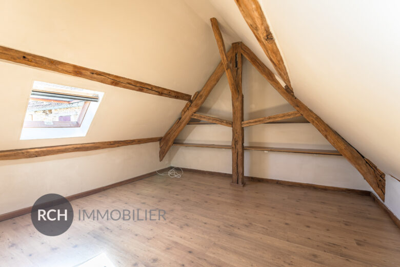 Photos du bien : Garancières – Jolie petite maison ancienne dans un beau corps de ferme