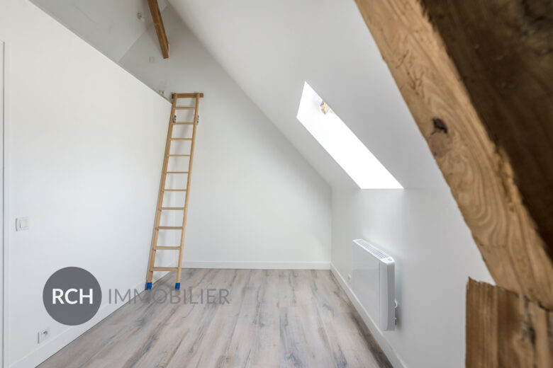 Photos du bien : Abondant – Charmante maison rénovée située dans un environnement privilégié