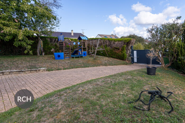 Photos du bien : Beynes – Grande maison familiale dans un environnement calme